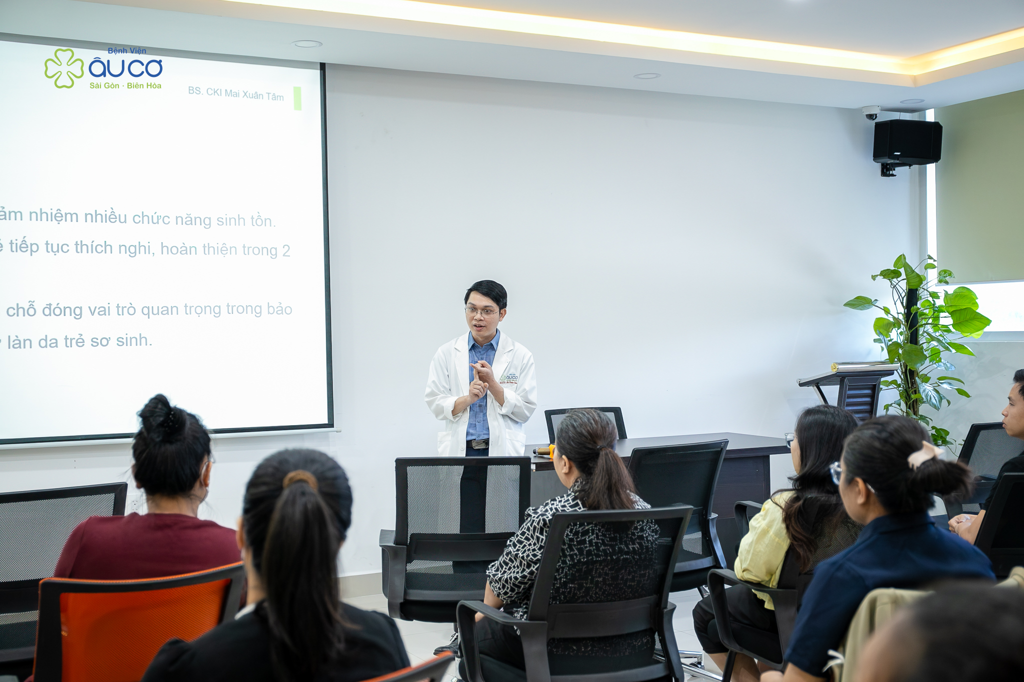Khép Lại Lớp Tiền Sản Tháng 7 – Hành Trang Vững Chắc Cho Ba Mẹ Trước Ngày Vượt Cạn lop tien san thang 7 2